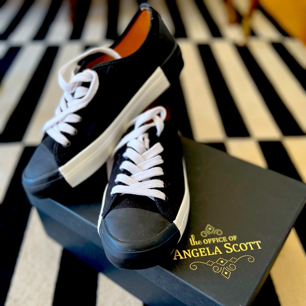 Office of Angela Scott El Capitan Sneaker NWB Size 37 / 7